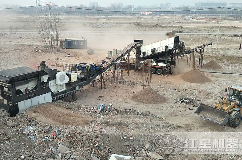 集多种优势于一身的建筑垃圾破碎机工作在北京