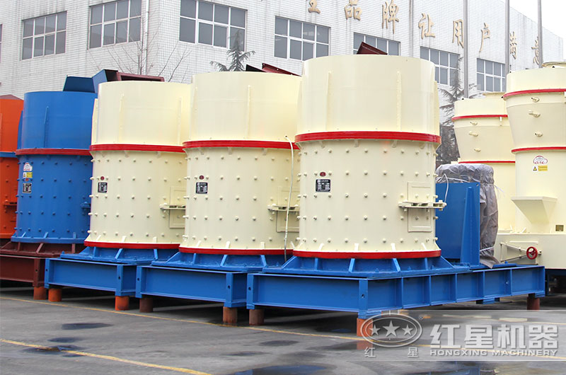 时产50吨复合式制砂机出料产品呈立方体